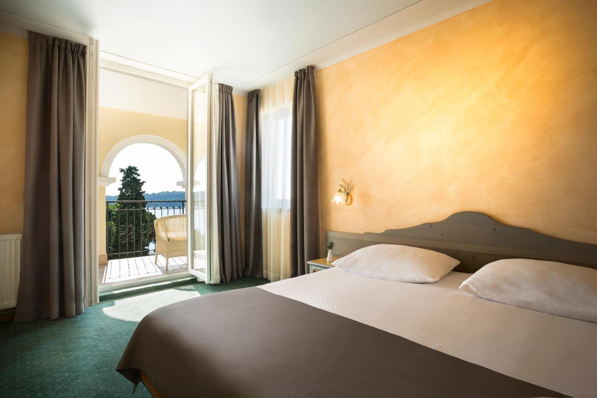 Maistra Select Island Hotel Katarina โรวีน ห้อง รูปภาพ
